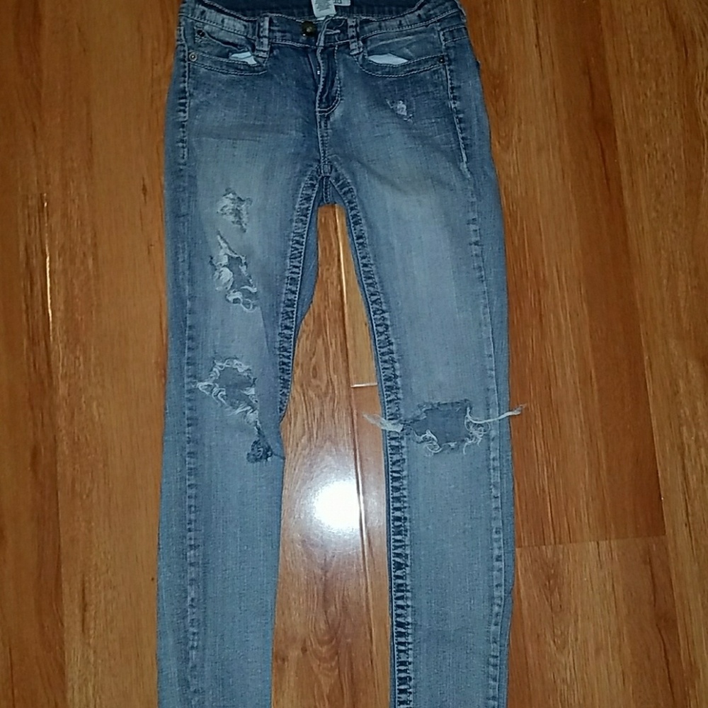Mudd ripped jeans